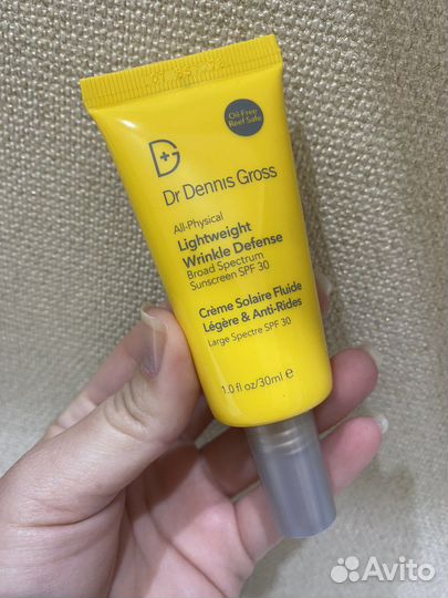Солнцезащитный крем Dr.Dennis Gross Lightweight