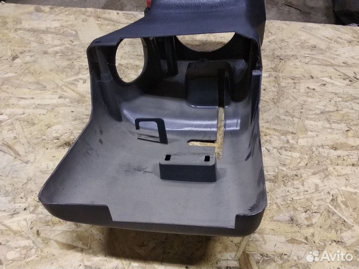 Кожух рулевой колонки ваз 2114