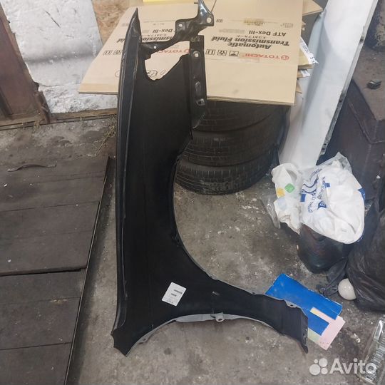 Крыло corolla 100