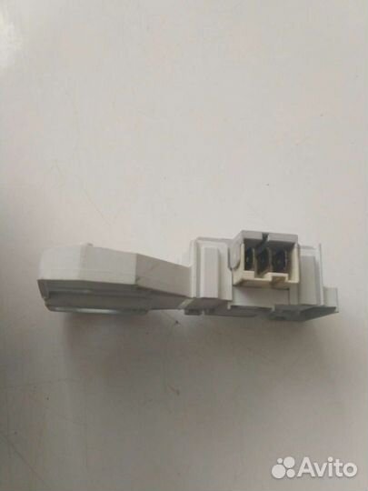 Замок дверцы (люка) стиральной машины