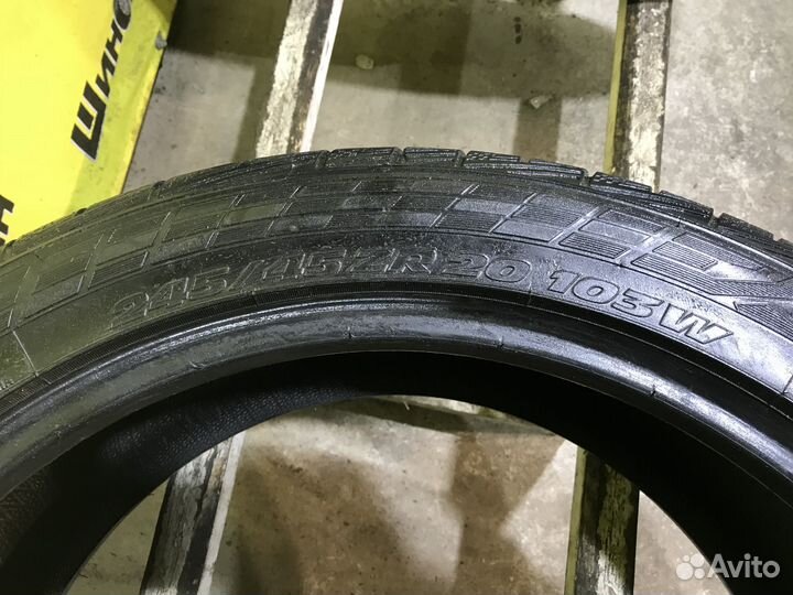Road Hugger Monarch Metric 245/45 R20