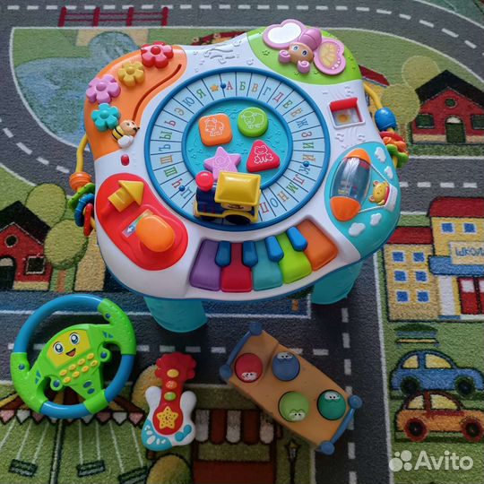 Развивающий столик baby go