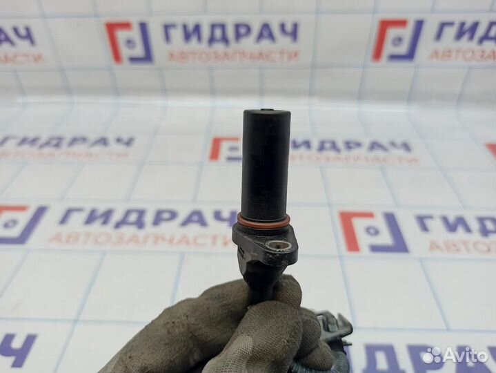 Датчик положения коленвала Kia Soul 2 (PS) 39180-2