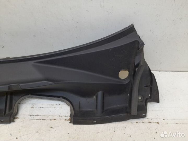 Жабо Toyota Rav4 30 2005-2012