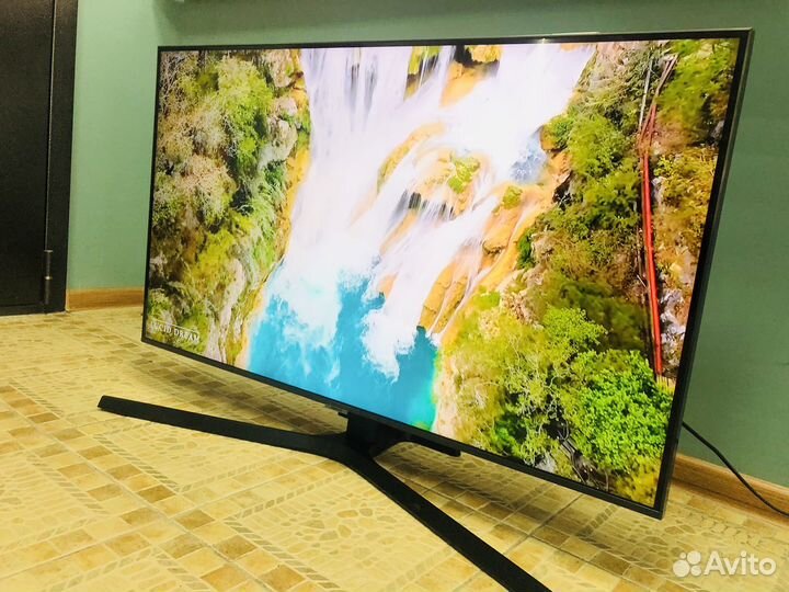 Телевизор Samsung UE43AU7500U