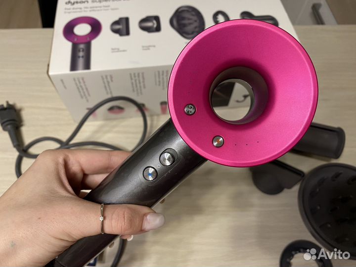 Фен dyson supersonic