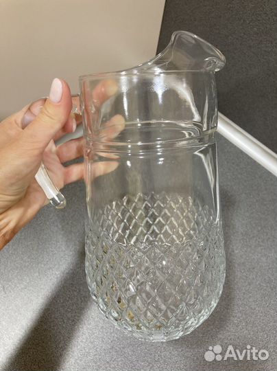 Графин со стаканами
