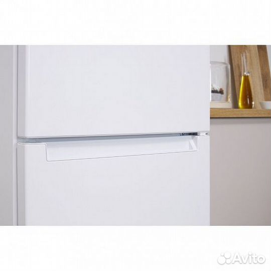 Холодильник indesit df 5180 w