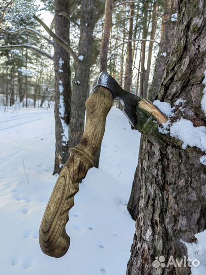 Топор ручной работы 