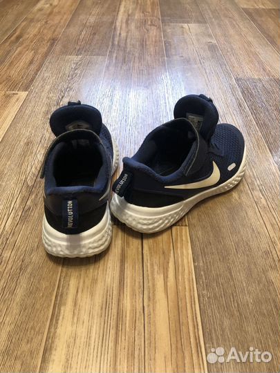 Кроссовки nike