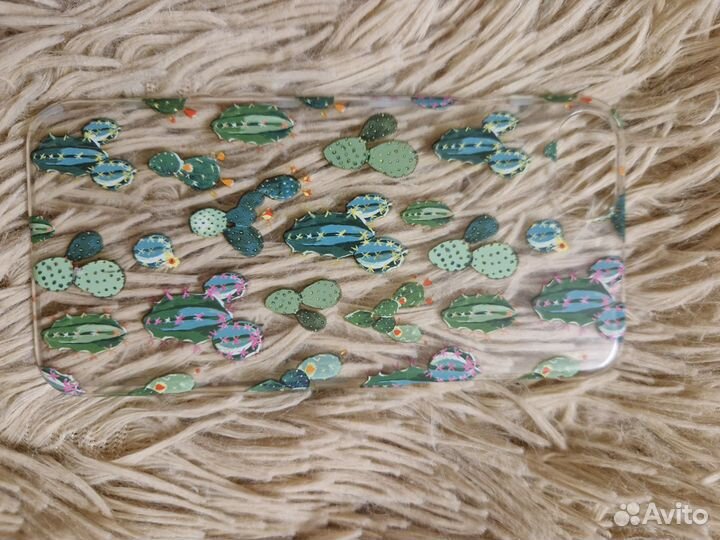 Чехлы на iPhone 7