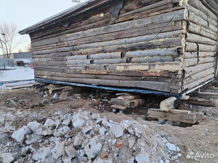 Бригада строителей