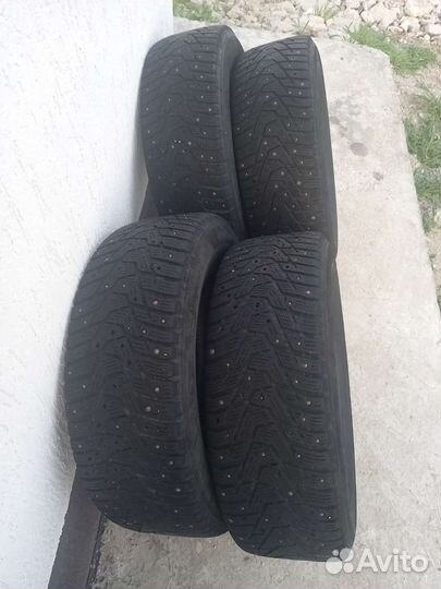 Hankook Winter I'Pike RS2 W429 215/65 R16