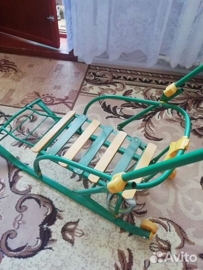 Детские санки на колесах