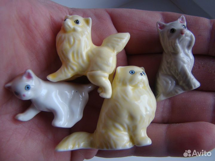 Очень маленькие фигурки кошек и собак