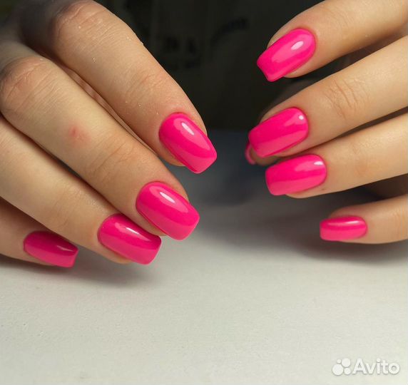 Маникюр и педикюр