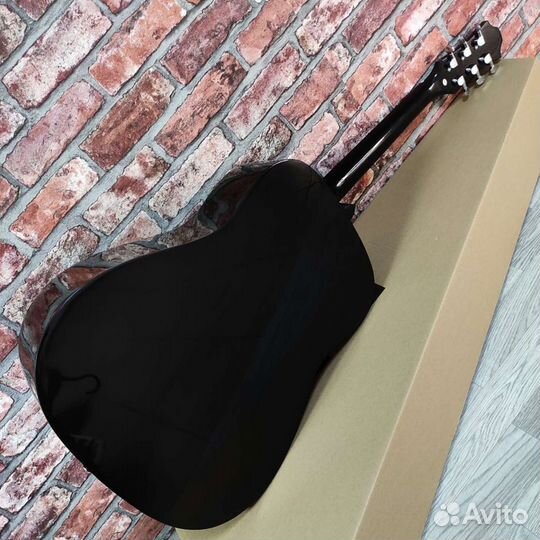 Гитара акустическая новая большой корпус ель