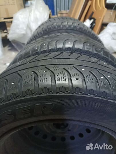 Колеса Bridgestone Ice Cruiser 7000 на дисках Рено