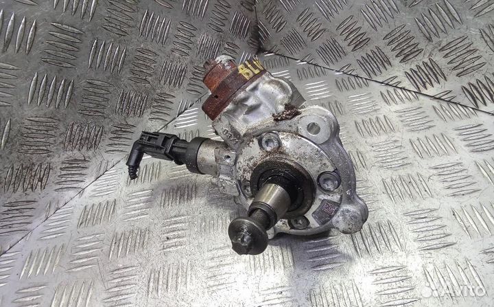 Насос топливный (тнвд) BMW 5-Series/M5