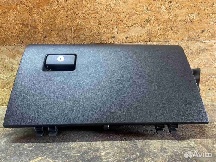 Бардачок Toyota Rav4 XA50 2018-2024