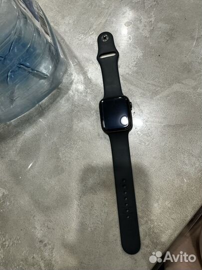 Часы apple watch se2 44 mm
