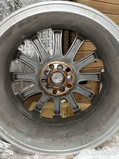 Литые диски r17 Camry 5x114.3