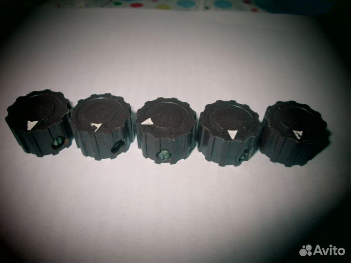 Ручки для электронной аппаратуры