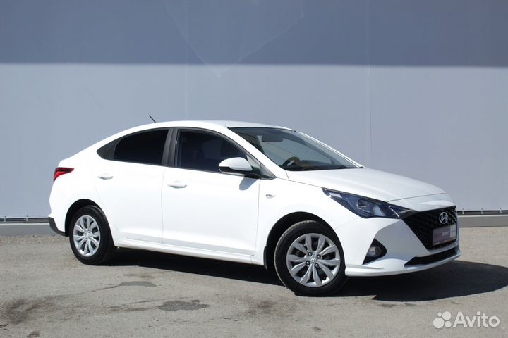 Hyundai Solaris 1.6 AT, 2020, 70 000 км