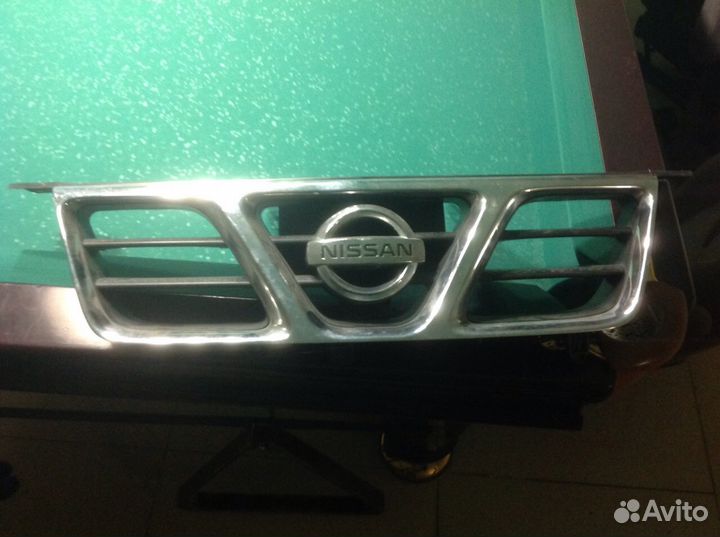 Nissan x-trail решетка радиатора