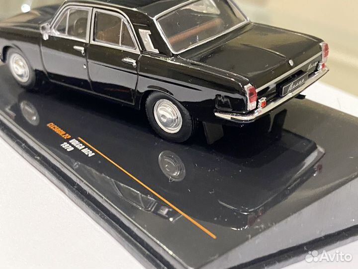 Модель автомобиля Волга 1:43