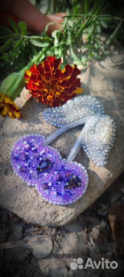 Серьги брошь из бисера камни лотос