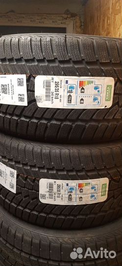 Nokian Tyres WR 295/35 R18 99V