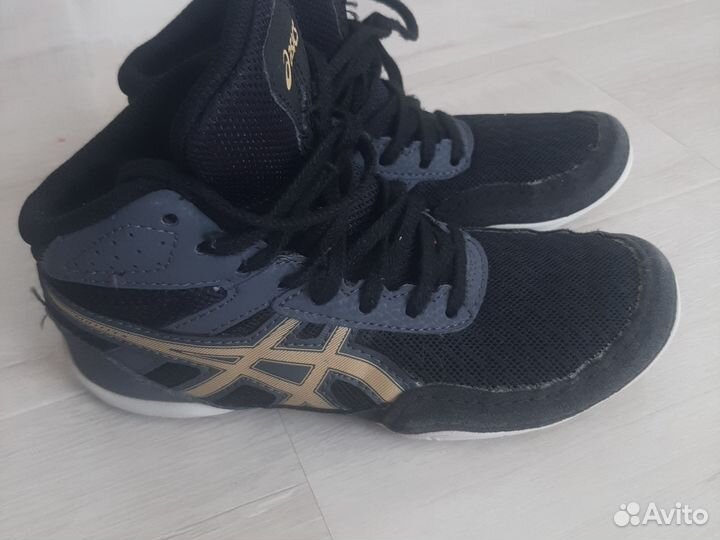 Борцовки asics