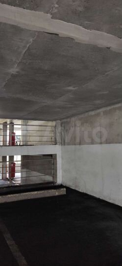 Машиноместо, 14 м²