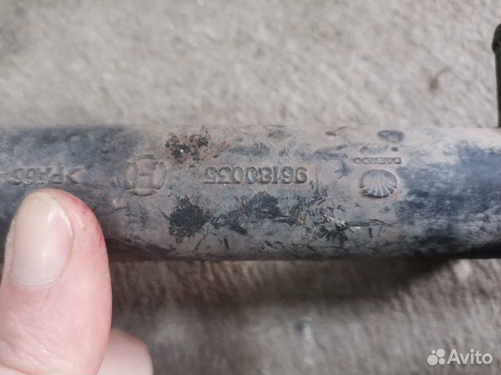 Тройник системы охлаждения Daewoo Nexia седан N150