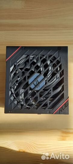 Блок питания asus ROG-strix-1000G. Небольшой торг
