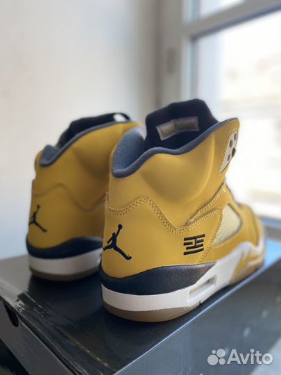 Кроссовки Air Jordan 5 Retro 