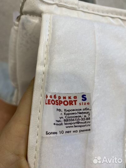 Кимоно и защита для девочки каратэ