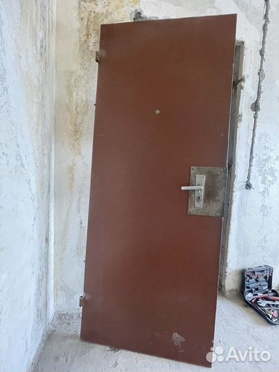 Дверь металлическая бу