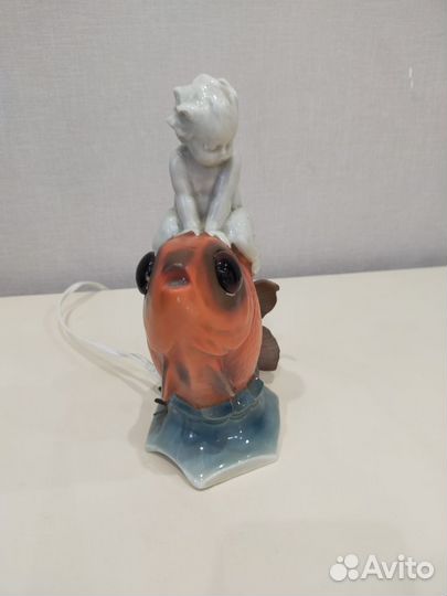 Продам светильник-ночник статуэтка 