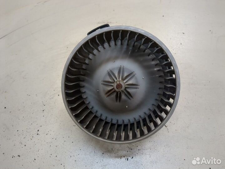 Двигатель отопителя Toyota Corolla Verso, 2003