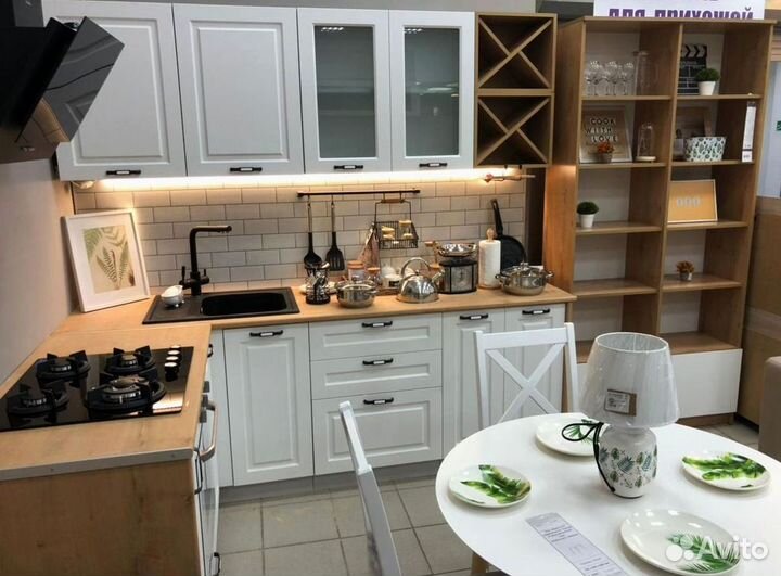 Кухня новая