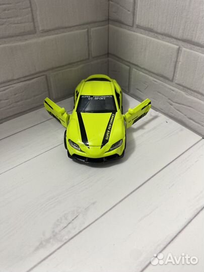 Железная машинки