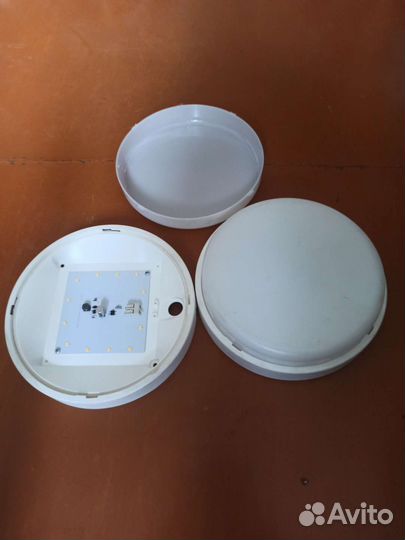 Светильник светодиодный настенно-потолочный