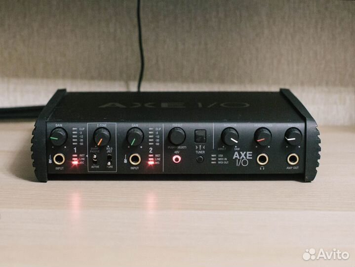 Аудиоинтерфейс IK Multimedia AXE IO