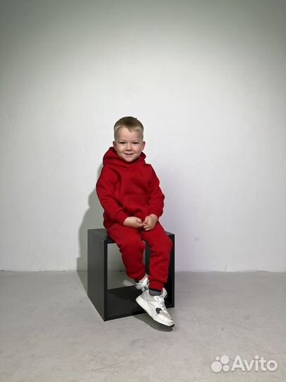 Костюм детский новый