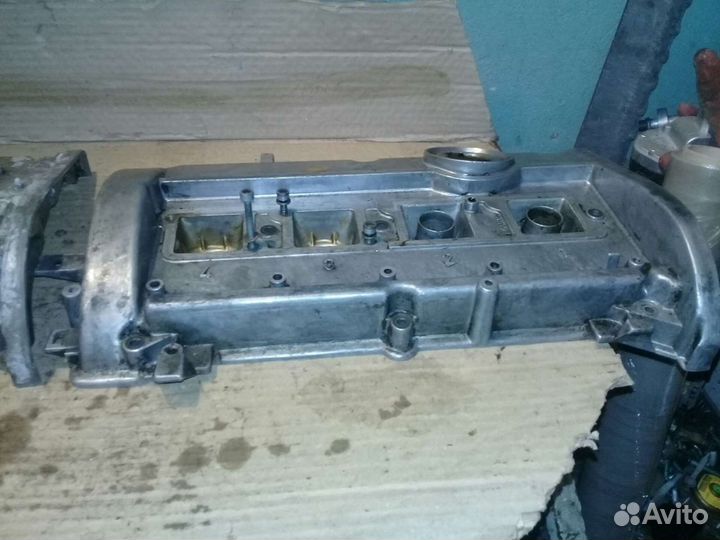 Крышка клапанная 1.8 ADR Volkswagen Passat B5