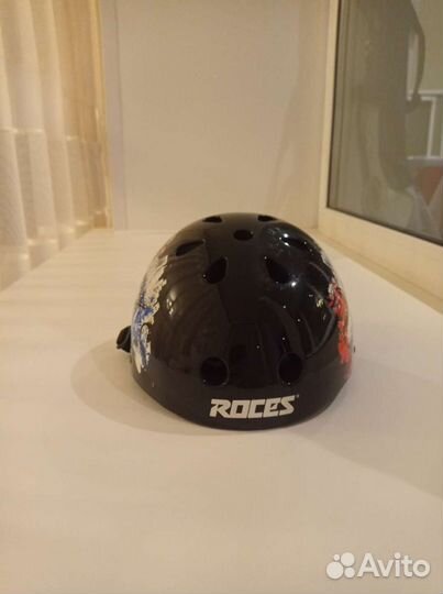 Продам шлем для катания на роликах и на велосипеде