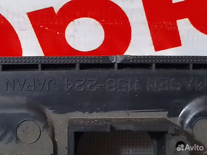 Плафон освищения салона Mazda Bongo Friendee