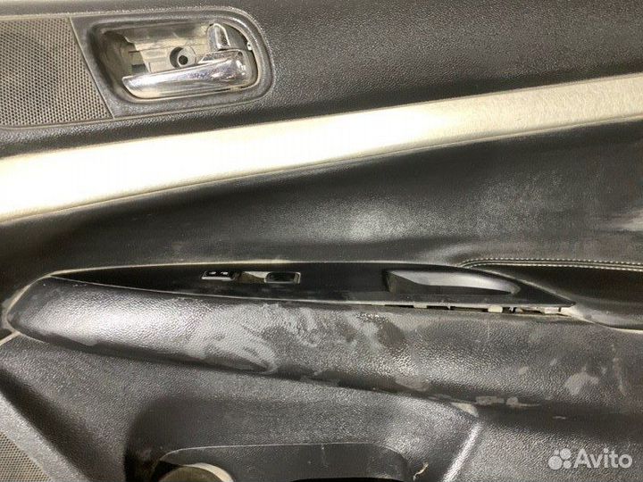 Обшивка двери передняя правая Chery Fora